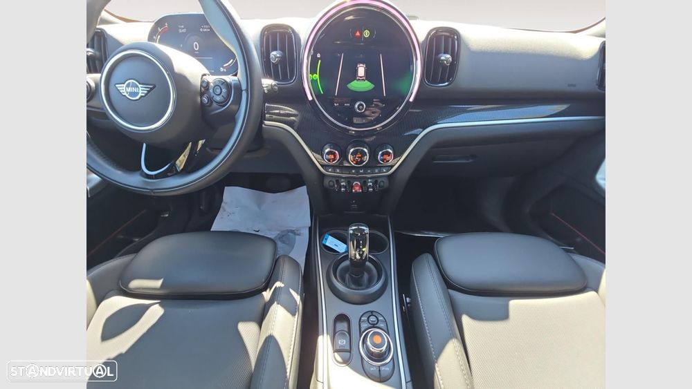 MINI Countryman Cooper SD ALL4 Auto - 13