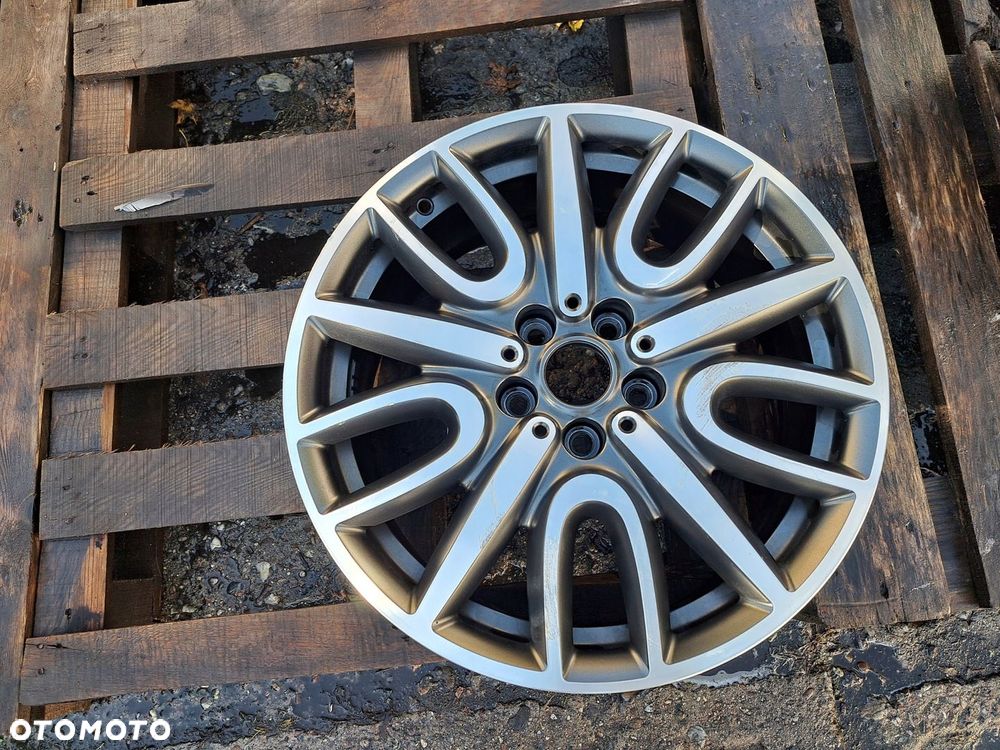 Oryg. Mini MiniCooper Countryman F60 18 7.5j et51 6870873 4823