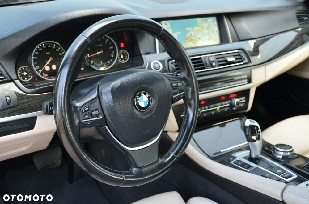 BMW Seria 5 - 24
