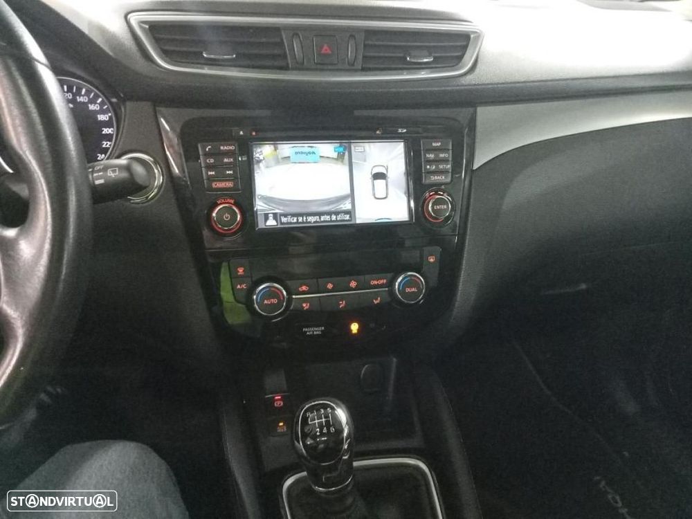 Nissan Qashqai 1.5 dCi N-Connecta - 7