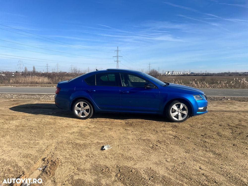 Skoda Octavia 2.0 TDI DSG 4X4 Style - 9