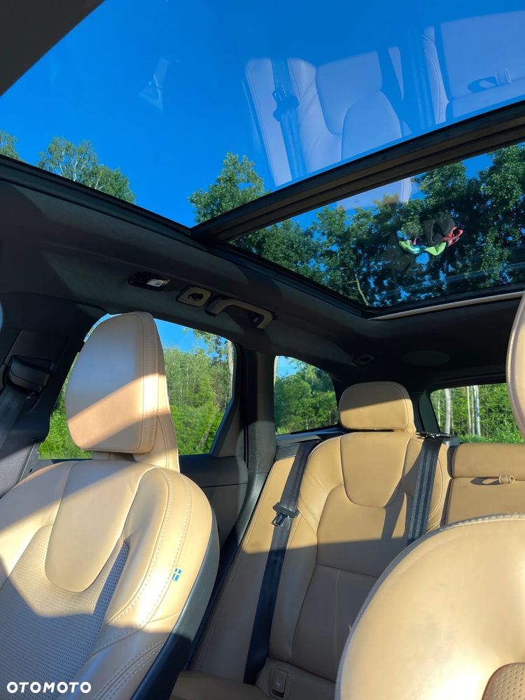 Volvo XC 60 B5 B AWD Ultimate Black Edition - 14
