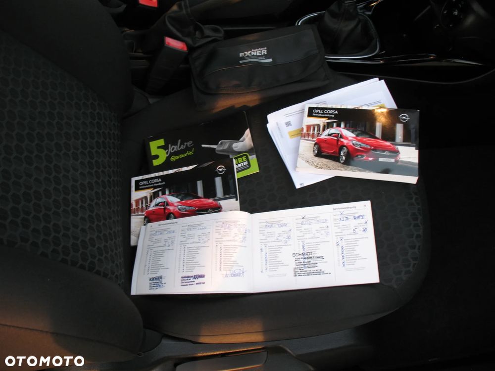 Opel Corsa 1.2 Cosmo - 19