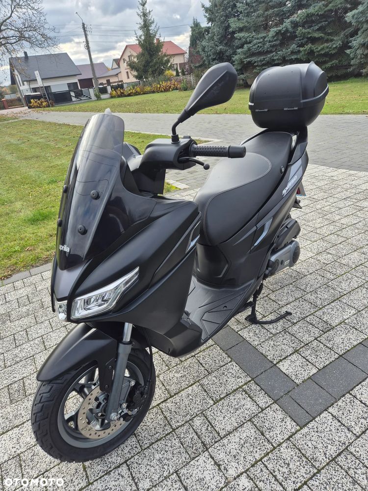 Aprilia SR