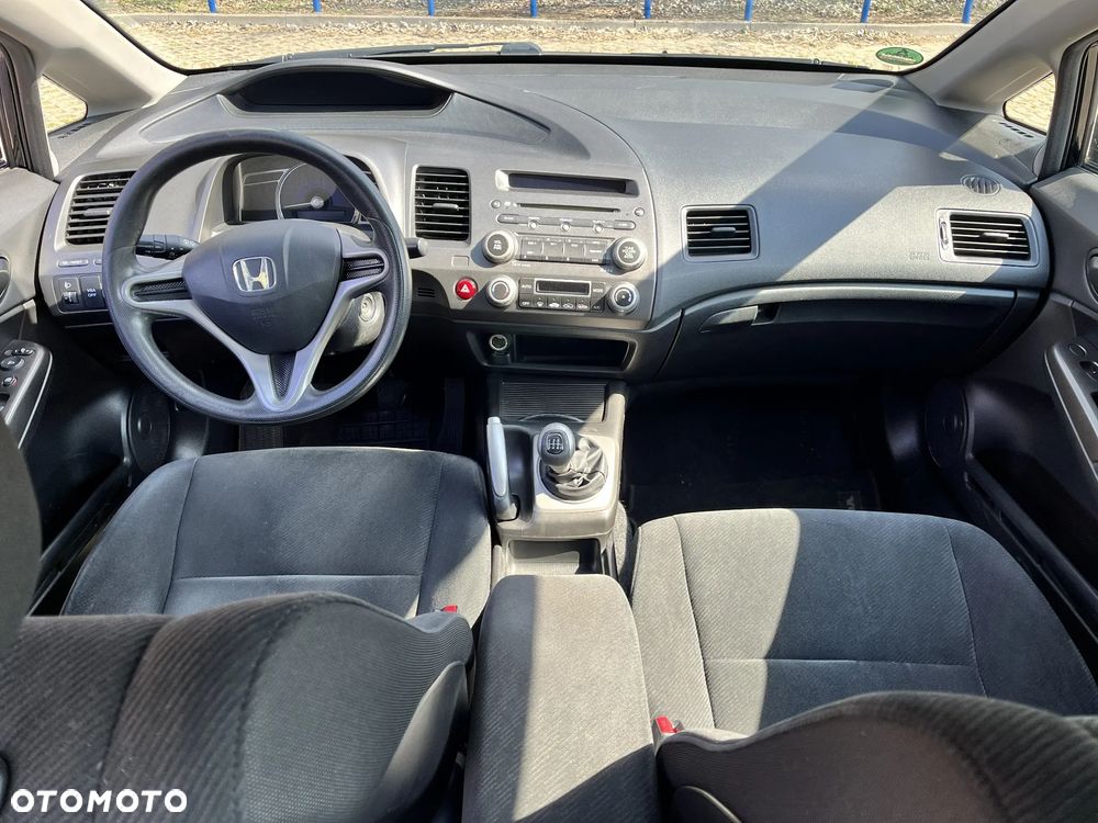 Honda Civic 1.8 Comfort - 8