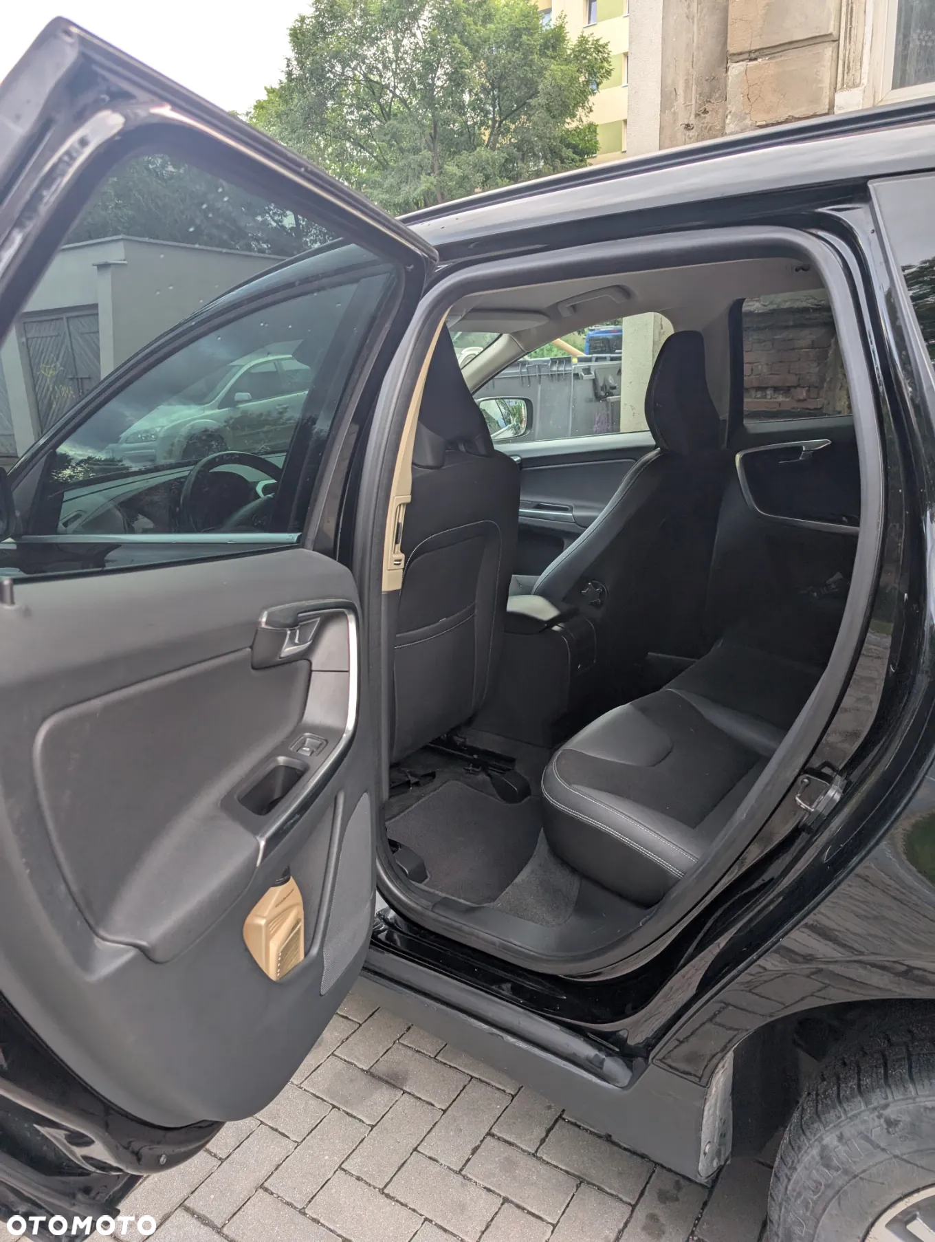 Volvo XC 60 D3 Momentum - 10
