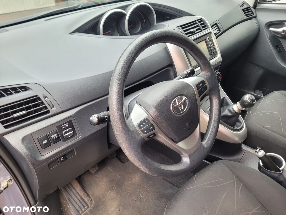 Toyota Verso 1.6 5-Sitzer Comfort - 31