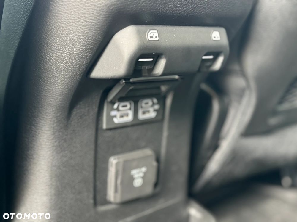 Jeep Wrangler Unlimited GME 2.0 Turbo Sahara - 27