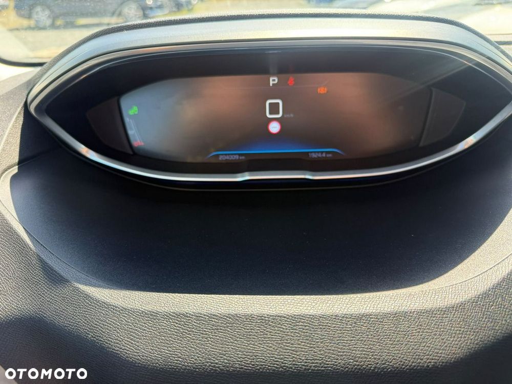 Peugeot 5008 THP 165 EAT6 Stop & Start Allure - 21