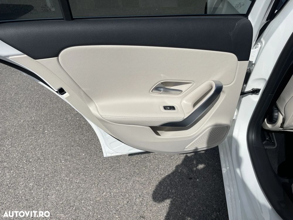 Mercedes-Benz A 180 7G-DCT - 26