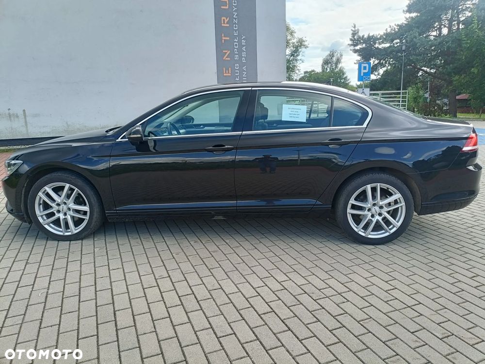 Volkswagen Passat 2.0 TDI BMT Comfortline DSG - 2