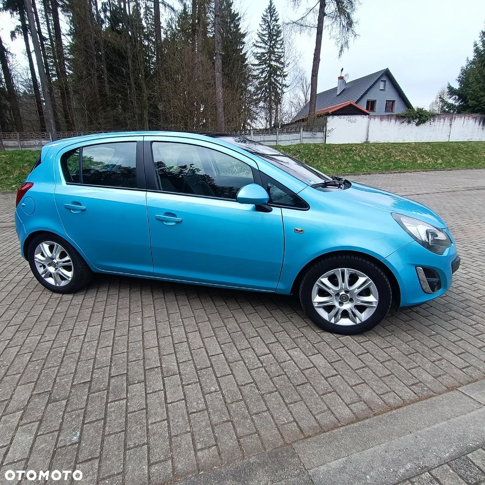 Opel Corsa 1.4 16V Innovation - 4