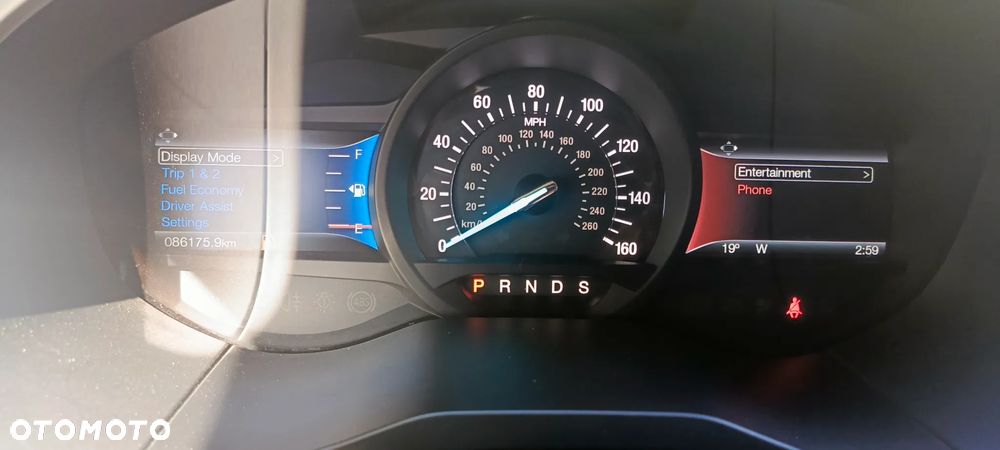 Ford Edge - 32
