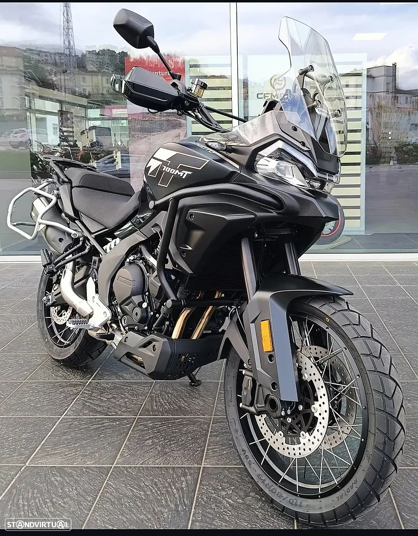 CF Moto 700MT ADV Nova - 3