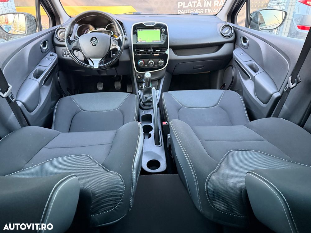 Renault Clio - 6