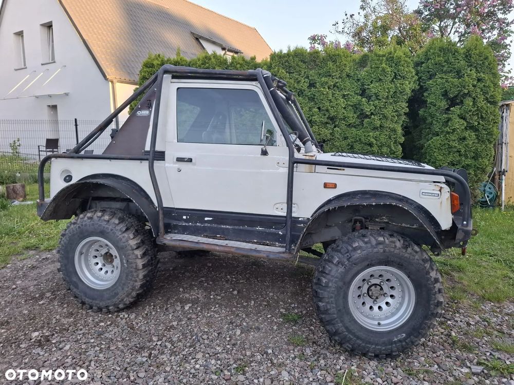 Suzuki Samurai - 8