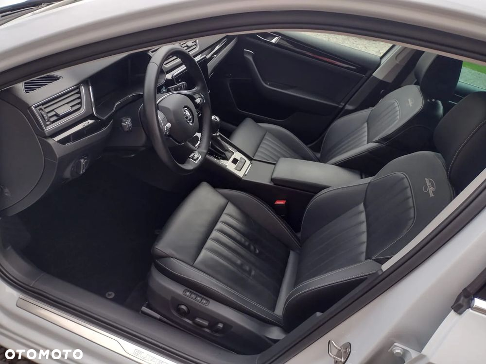 Skoda Superb 2.0 TSI 4x4 L&K DSG - 35