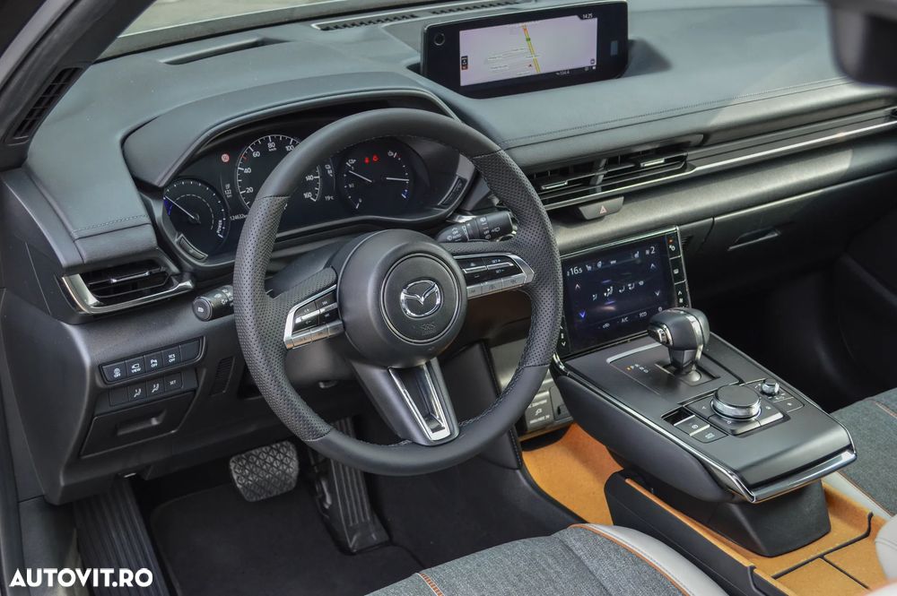 Mazda MX-30 e-SKYACTIV EXCLUSIVE-LINE - 31