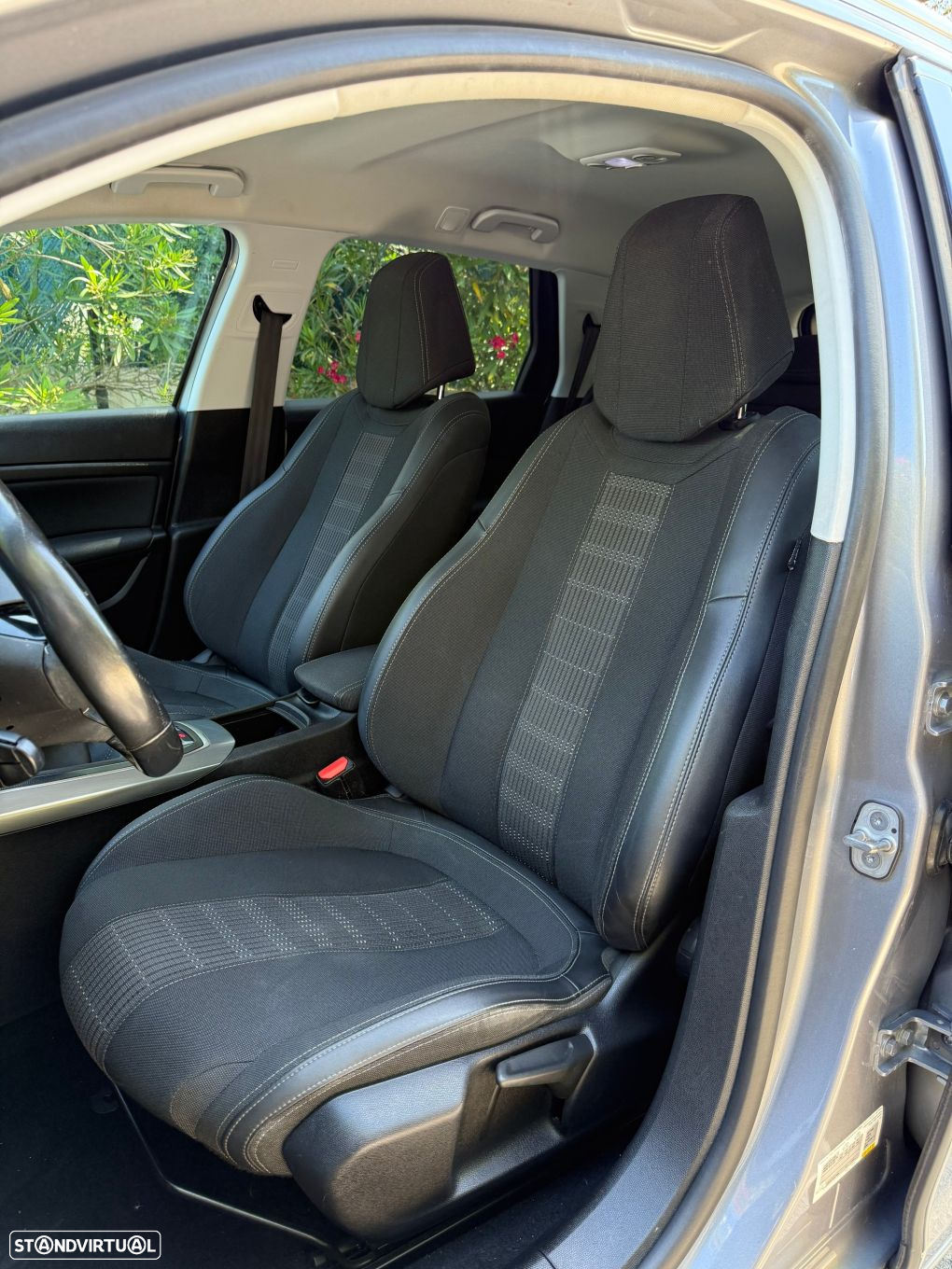 Peugeot 308 SW 1.2 PureTech Allure - 8