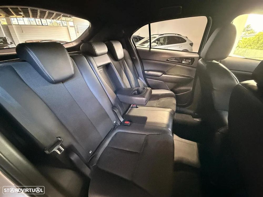 Mitsubishi Eclipse Cross 2.4 PHEV eMotion - 9