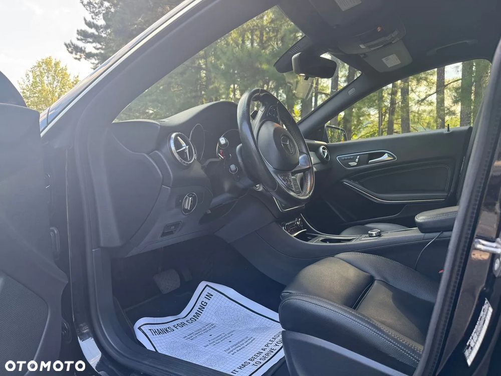 Mercedes-Benz CLA 250 7G-DCT AMG Line - 9