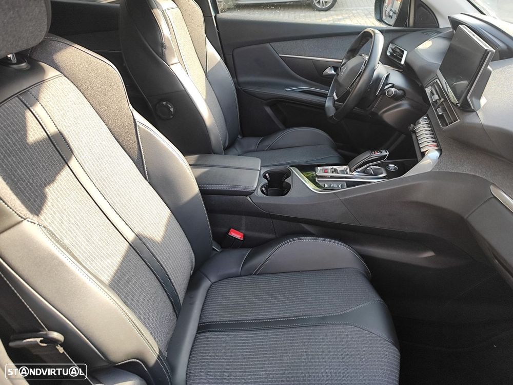 Peugeot 3008 - 13