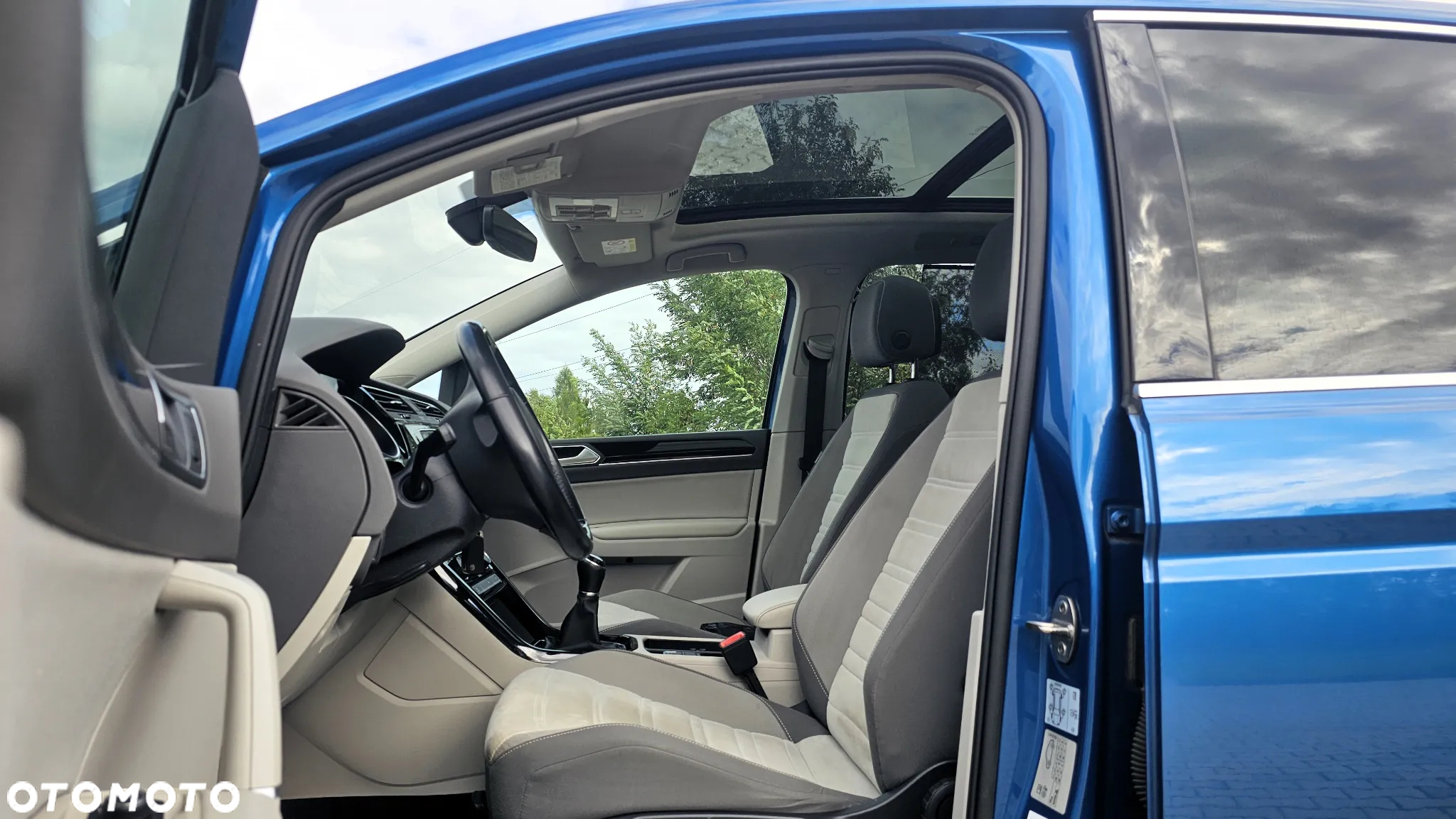 Volkswagen Touran 2.0 TDI BMT Highline - 12