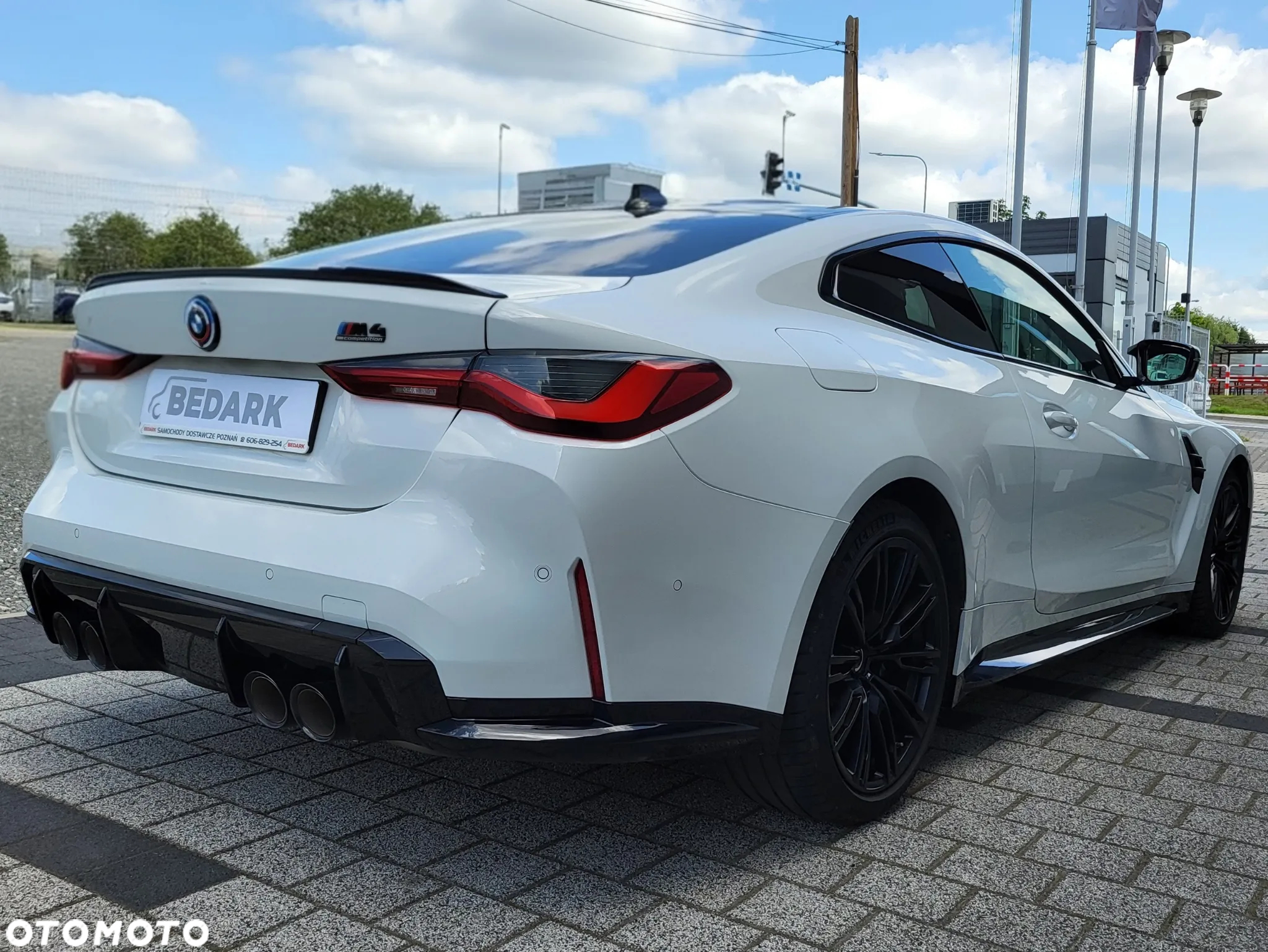 BMW M4 Competition M xDrive - 8