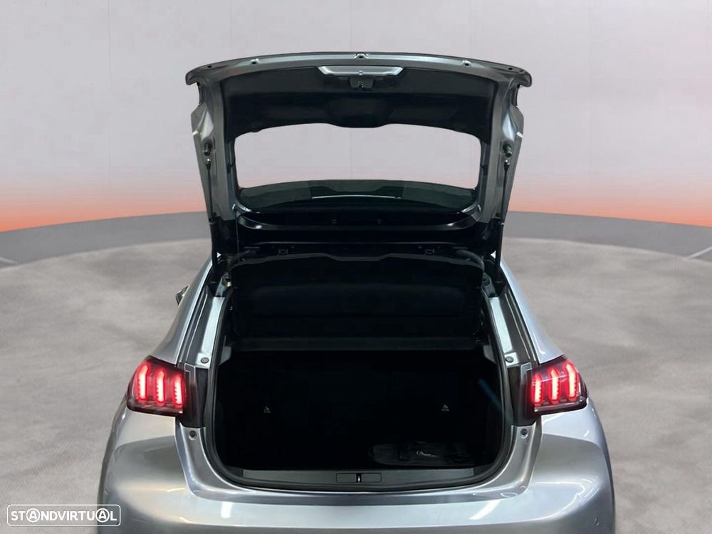 Peugeot e-208 50 kWh GT - 20