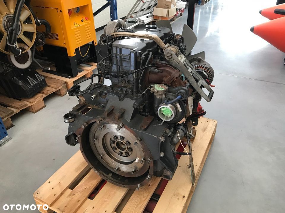 silnik IVECO F4AE3481D 10500 netto ładny euro 4 5 - 2