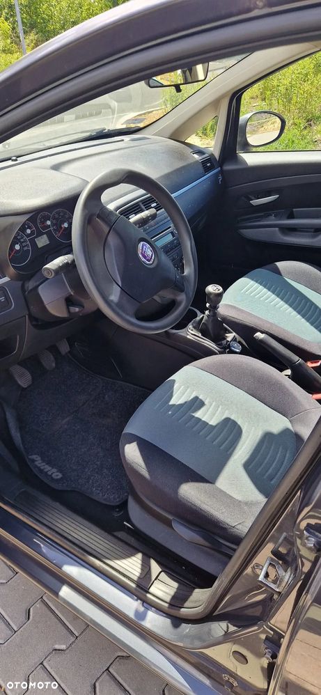 Fiat Grande Punto 1.4 8V - 6