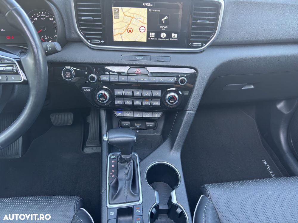 Kia Sportage 2,0 CRDI AWD Aut. Platinum - 17