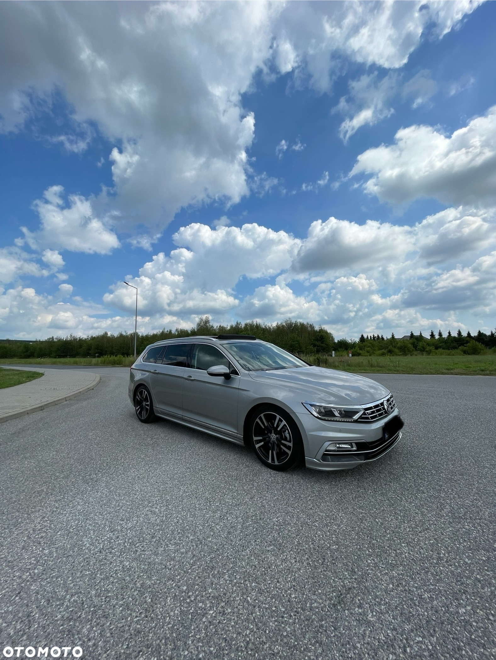 Volkswagen Passat - 4