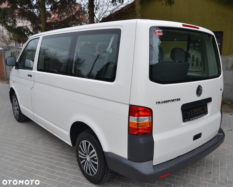 Volkswagen Transporter - 4