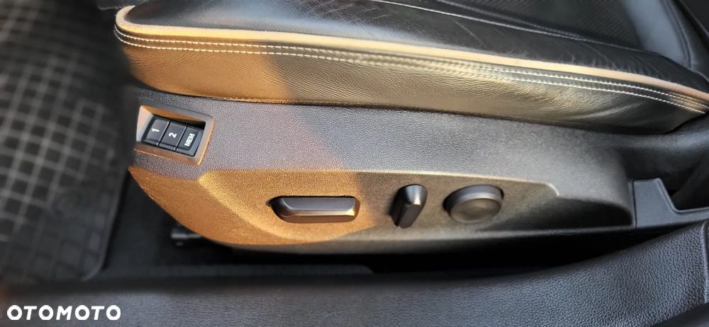 Opel Insignia 2.0 ECOTEC DI Turbo 4x4 Country Tourer Au - 26