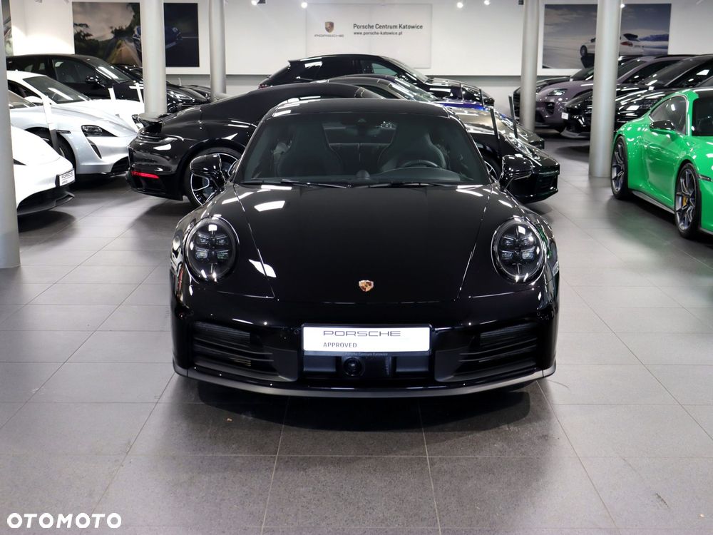 Porsche 911 Carrera - 8