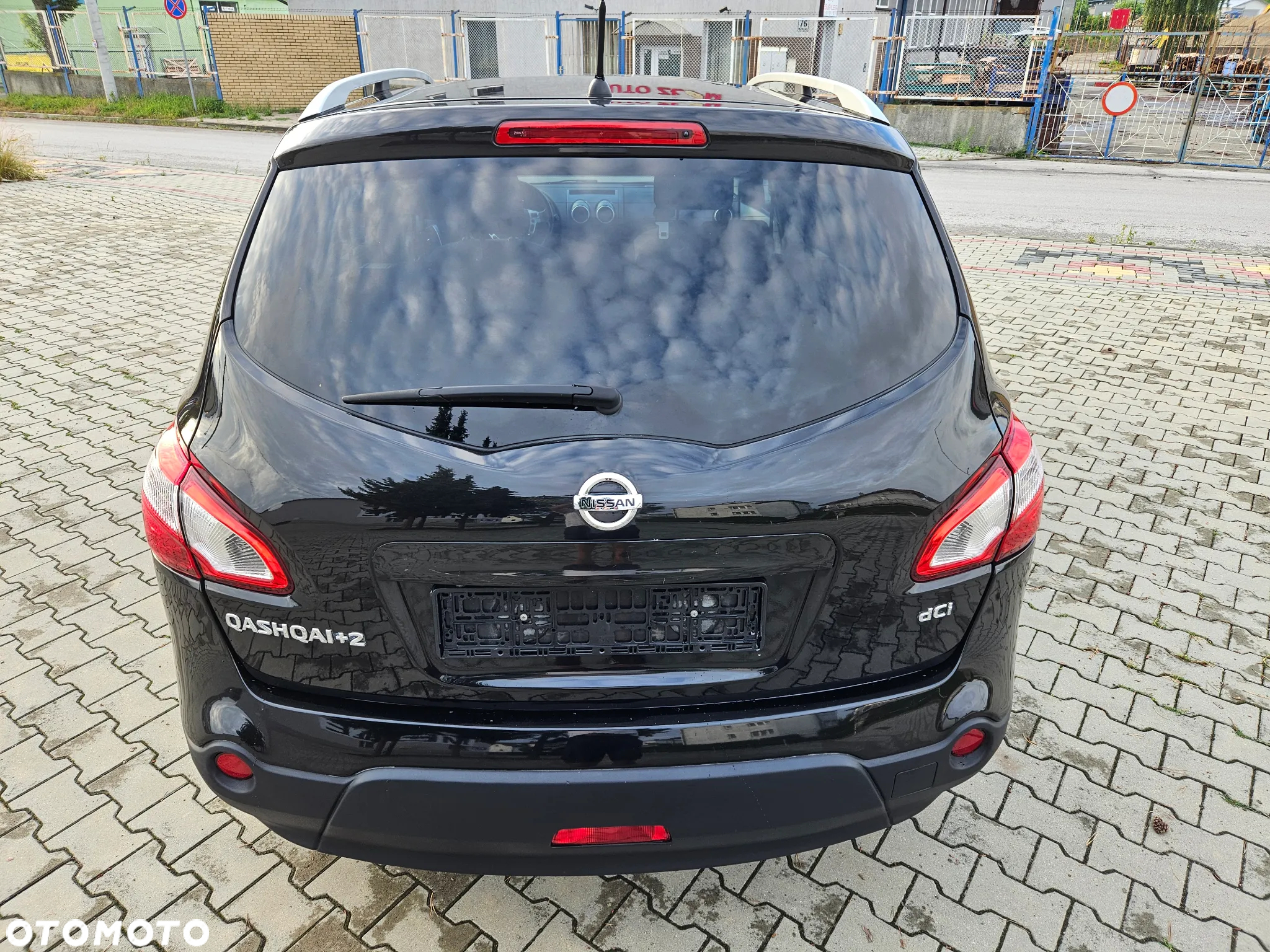 Nissan Qashqai+2 2.0 dCi 4x4 360 EU5 - 7