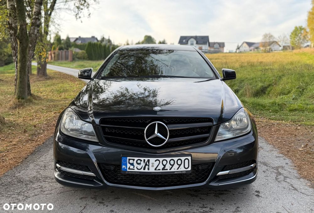 Mercedes-Benz C-Class 2012 photo 3