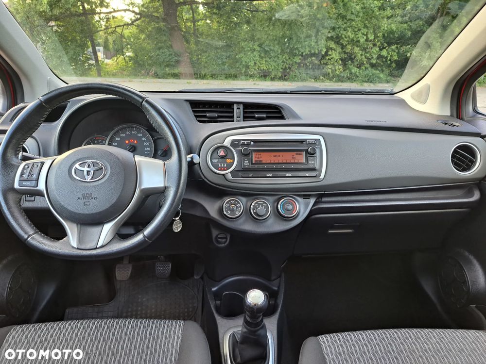 Toyota Yaris - 7