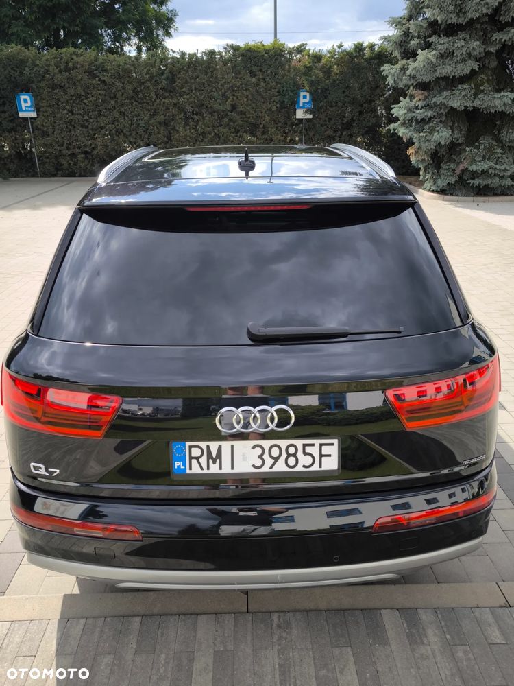 Audi Q7 - 9