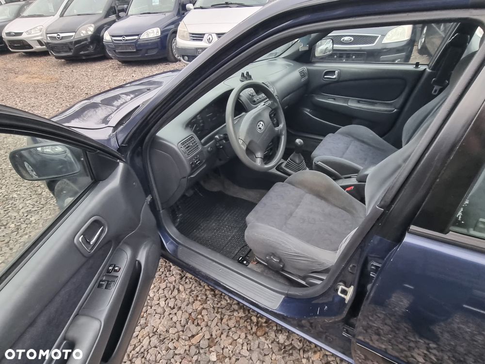 Toyota Corolla 2.0 D-4D Terra - 6