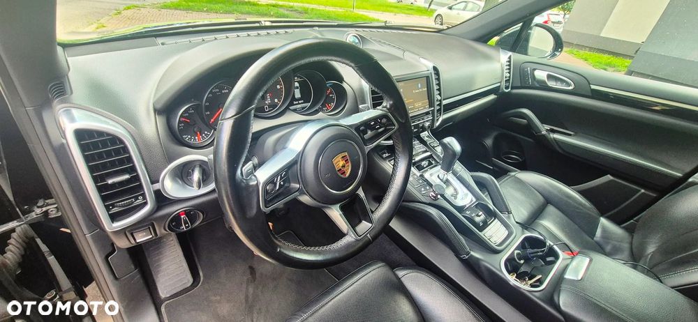 Porsche Cayenne Diesel Tiptronic S - 27