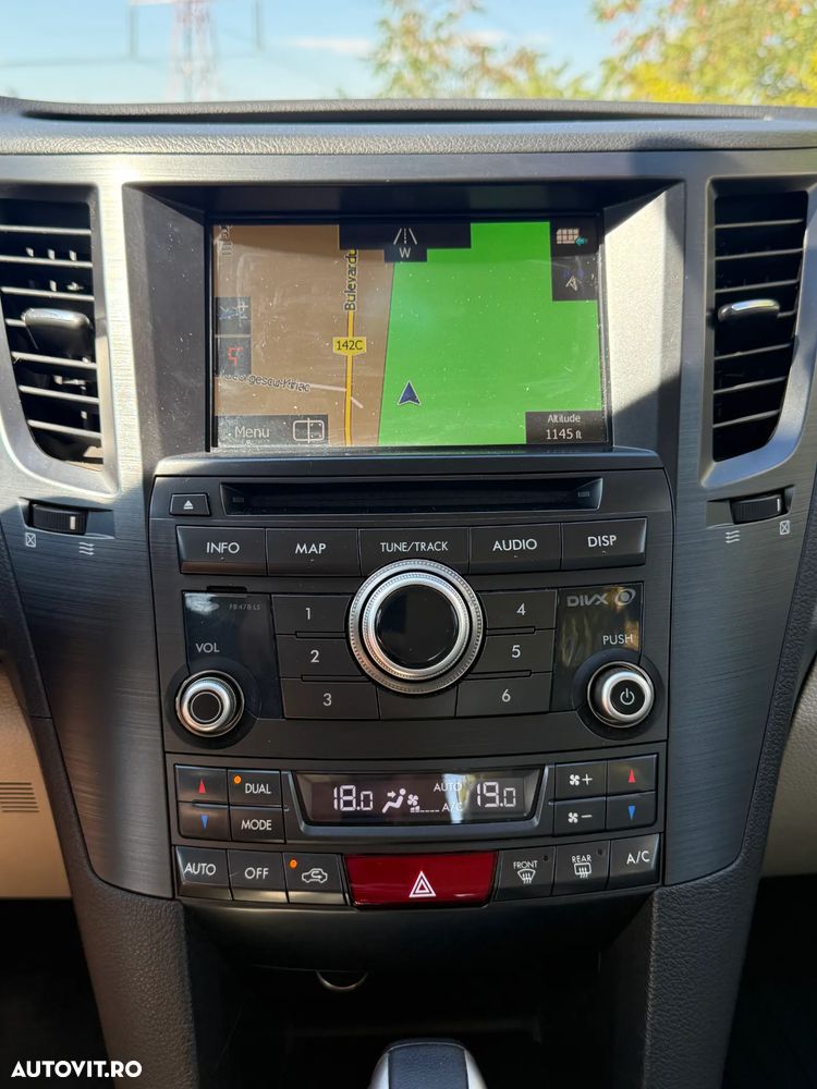 Subaru Legacy - 18