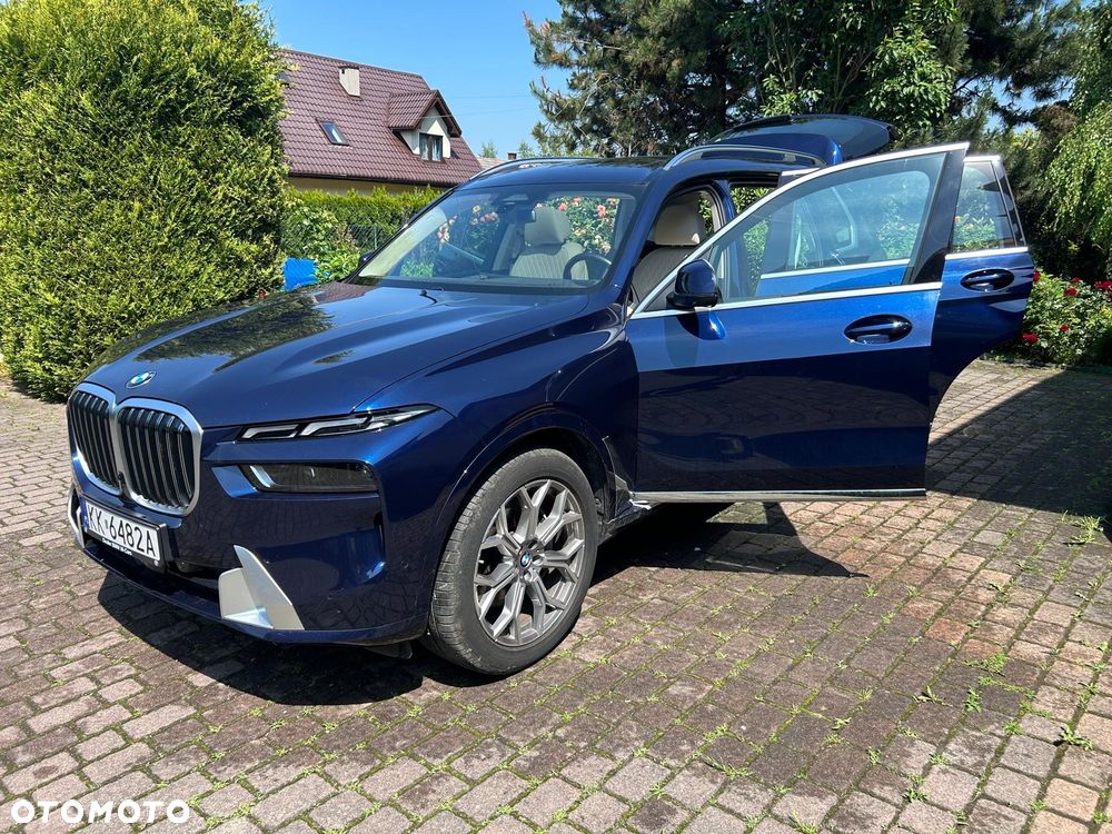 BMW X7 xDrive40d mHEV Individual Edition sport - 11