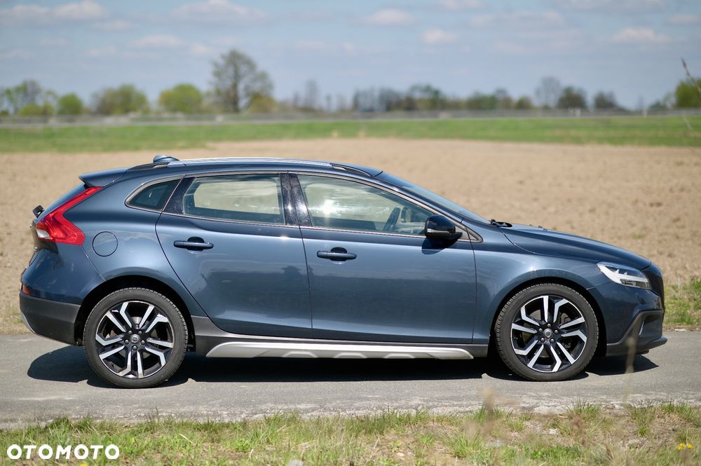 Volvo V40 D2 - 4