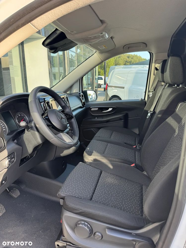 Mercedes-Benz Vito - 21