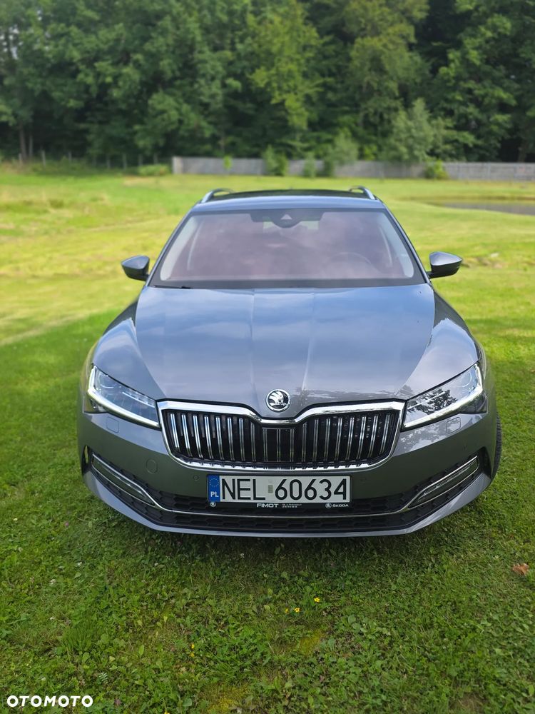 Skoda Superb 2.0 TDI SCR Style DSG - 2