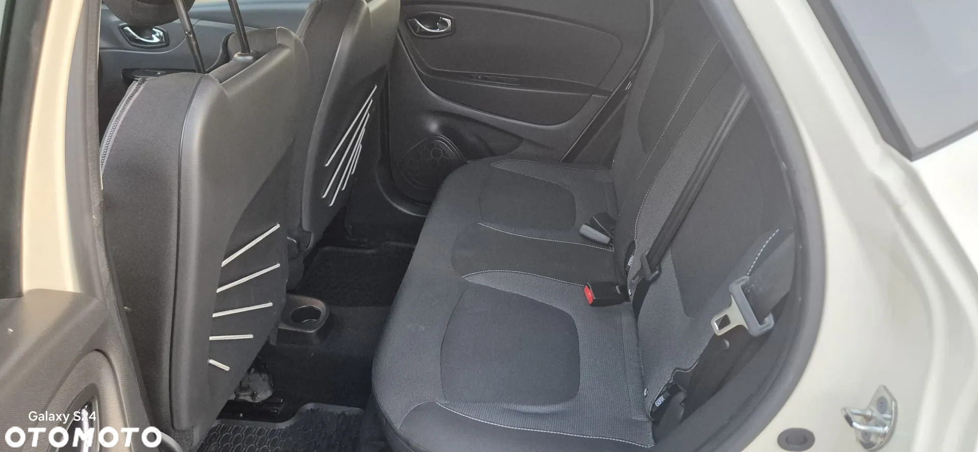 Renault Captur 0.9 Energy TCe Helly Hansen - 10