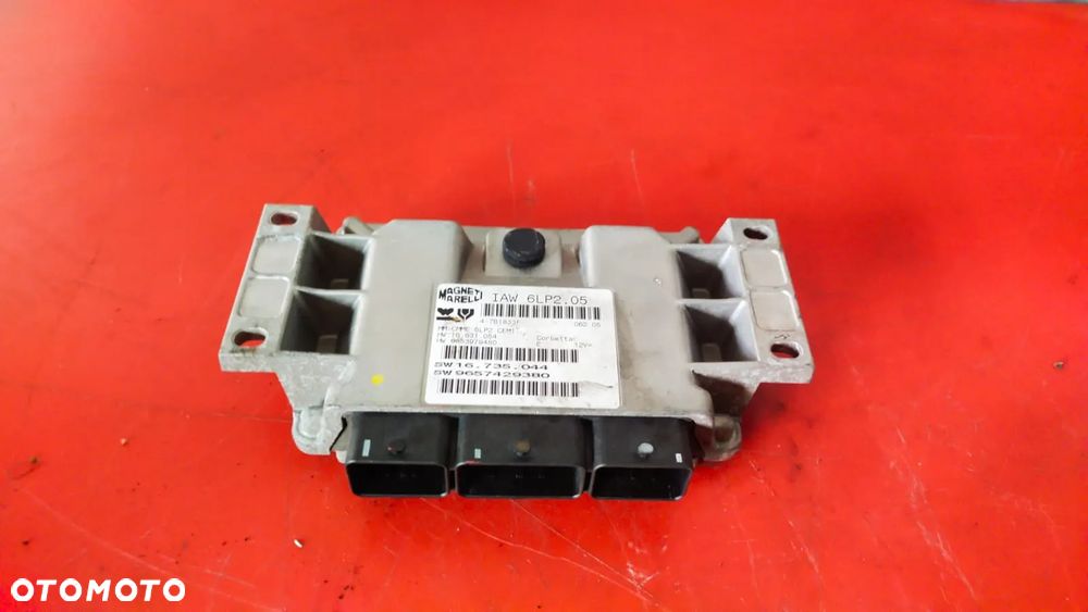 Komputer sterownik silnika Peugeot Citroen 9653979480 - 1