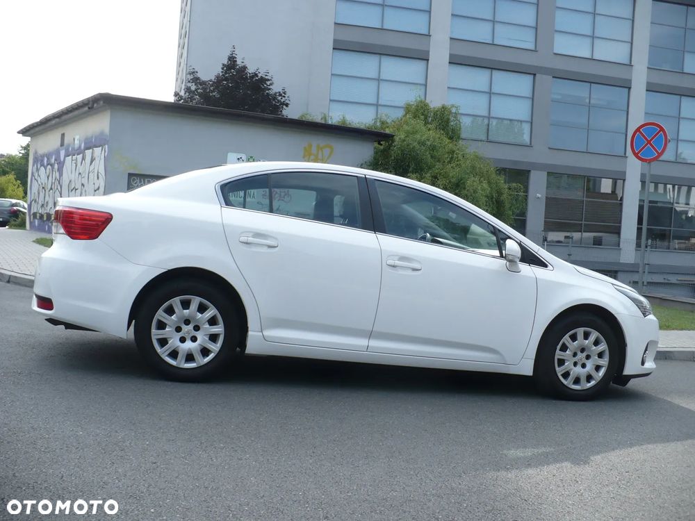 Toyota Avensis 1.6 Edition - 2